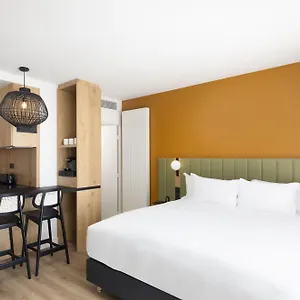 Отель By Marriott Didot Montparnasse Париж