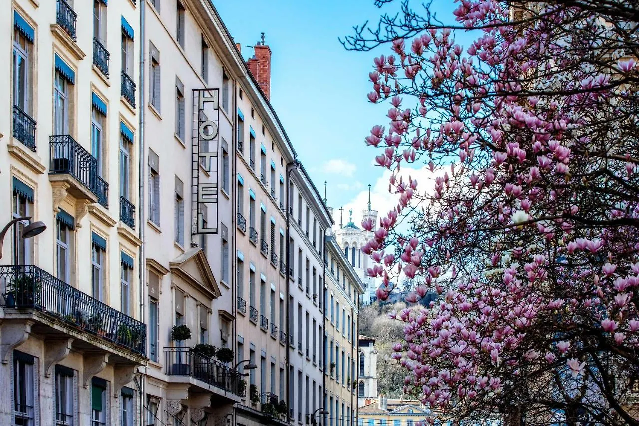 Hotel Des Artistes location